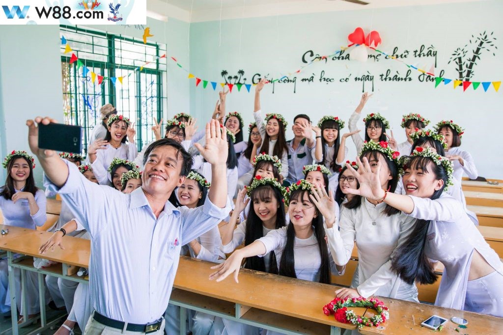 hình 4: Nằm thấy bạn học ngày xưa thì đánh đề số mấy?